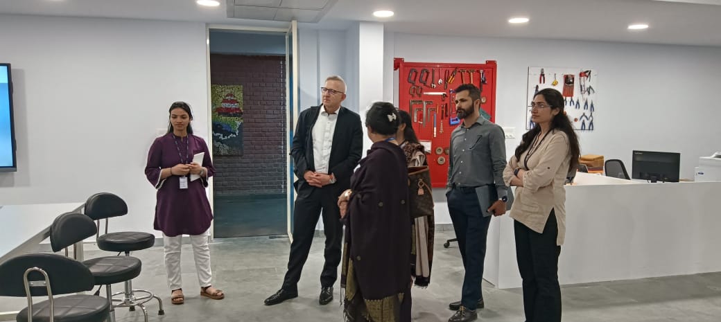 Visit of Mr. Rainer Horn, MD from Novaspace to AIDC