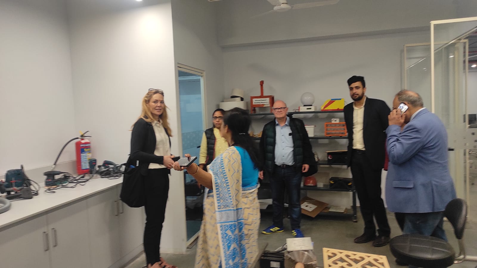 Professor Hari S. Sharma from Erasmus University Medical Center in the Netherlands.Professor Peter J. van der Spek from Erasmus Medical Center in the Netherlands, speaking on the topic "Omics-Driven Technology in Personalized Medicine."Dr. Linda Hoedelmans from the Netherlands visited the AIDC Noida campus.