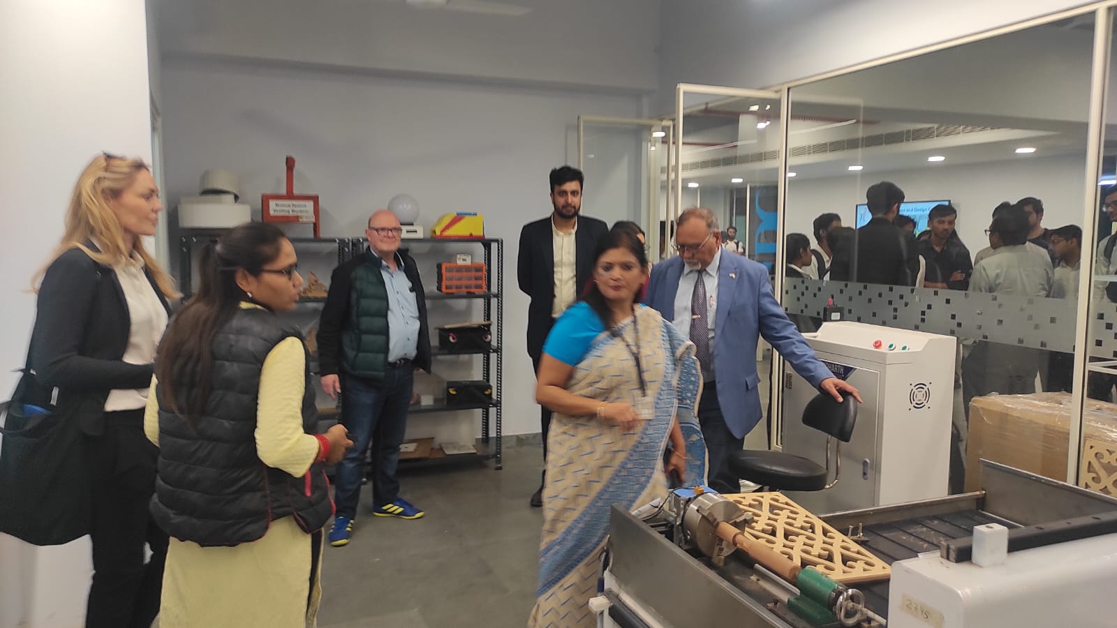 Professor Hari S. Sharma from Erasmus University Medical Center in the Netherlands.Professor Peter J. van der Spek from Erasmus Medical Center in the Netherlands, speaking on the topic "Omics-Driven Technology in Personalized Medicine."Dr. Linda Hoedelmans from the Netherlands visited the AIDC Noida campus.