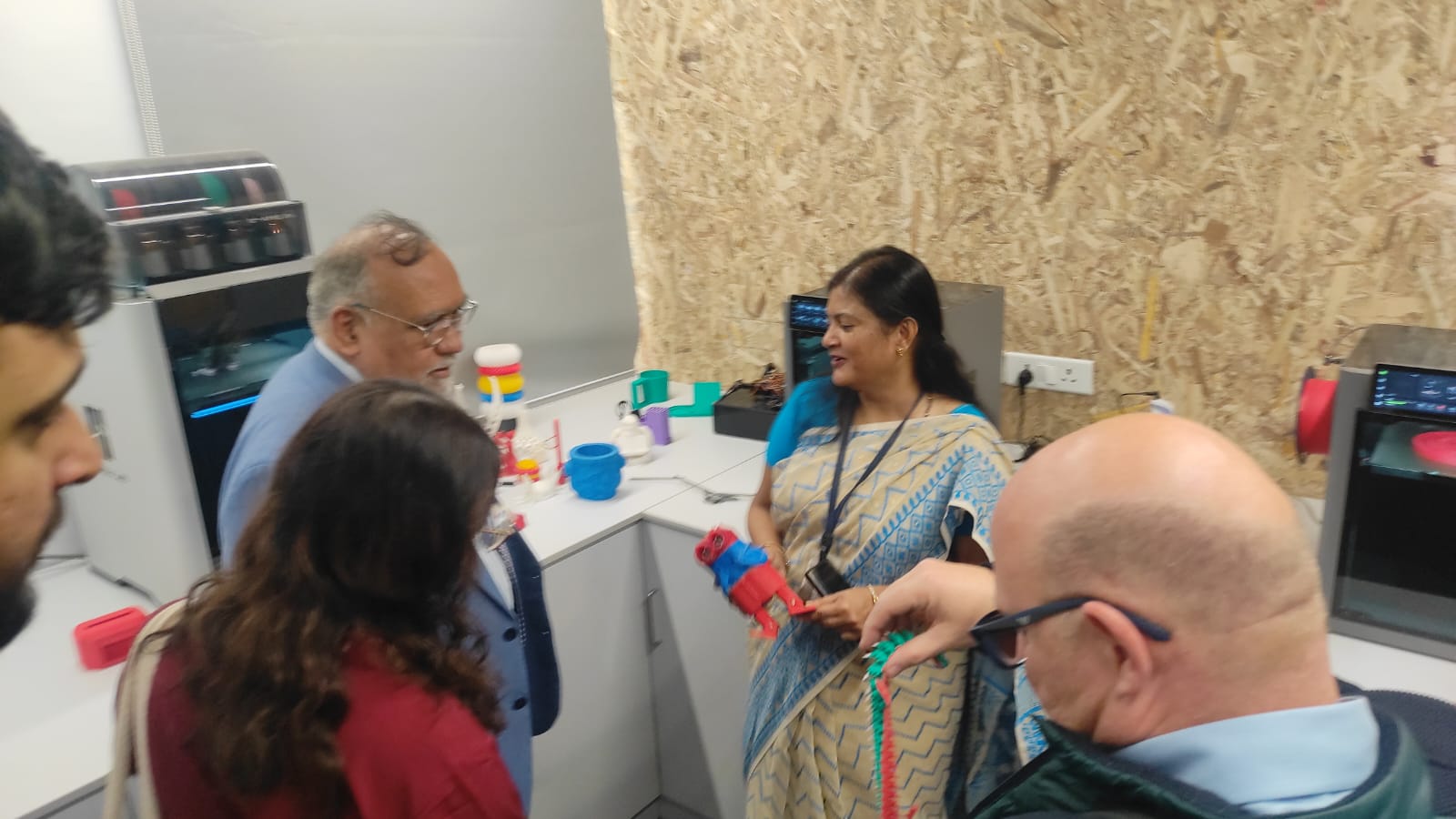 Professor Hari S. Sharma from Erasmus University Medical Center in the Netherlands.Professor Peter J. van der Spek from Erasmus Medical Center in the Netherlands, speaking on the topic "Omics-Driven Technology in Personalized Medicine."Dr. Linda Hoedelmans from the Netherlands visited the AIDC Noida campus.