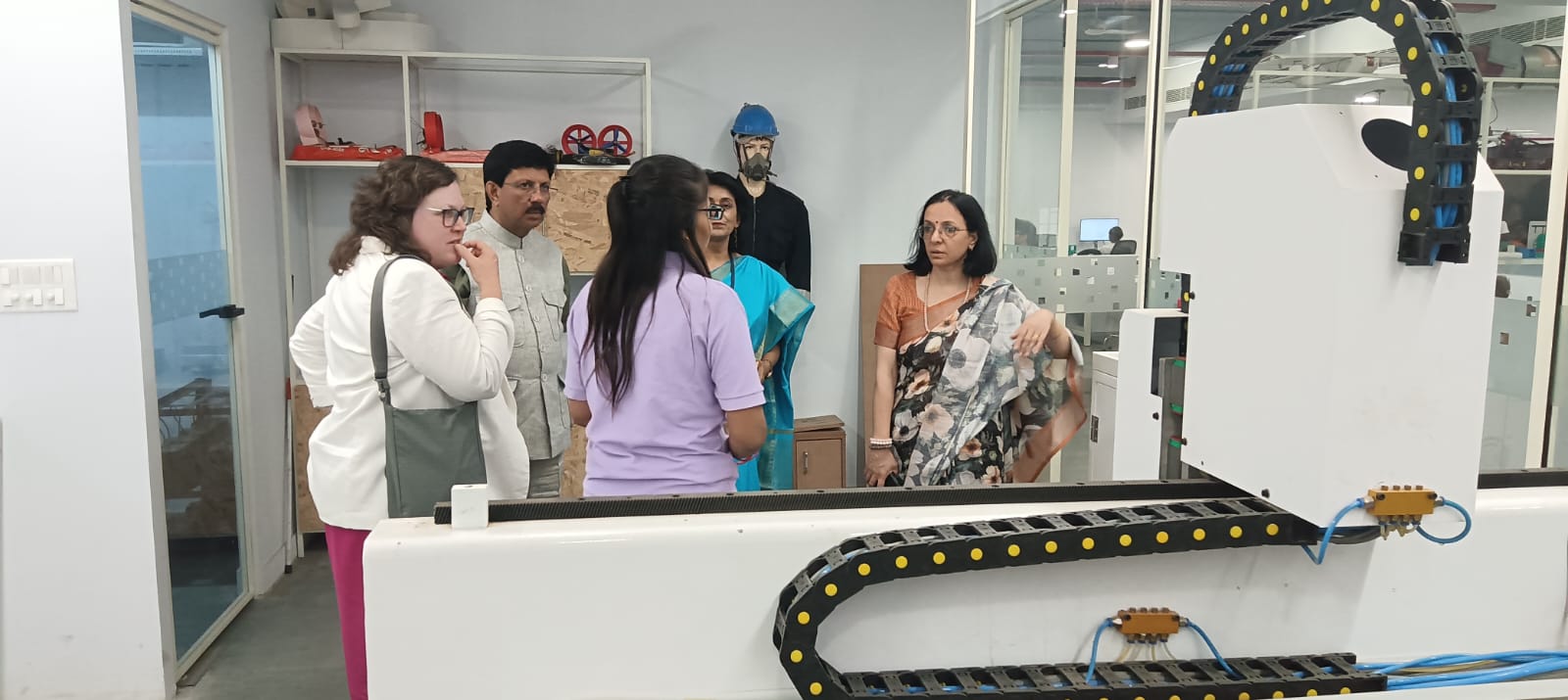 Indiana University(USA) Visited Amity Innovation & Design Center