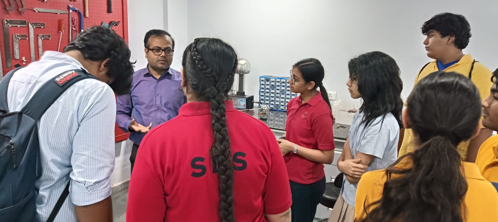 "SBS school students visited the Amity Innovation & Design Center."