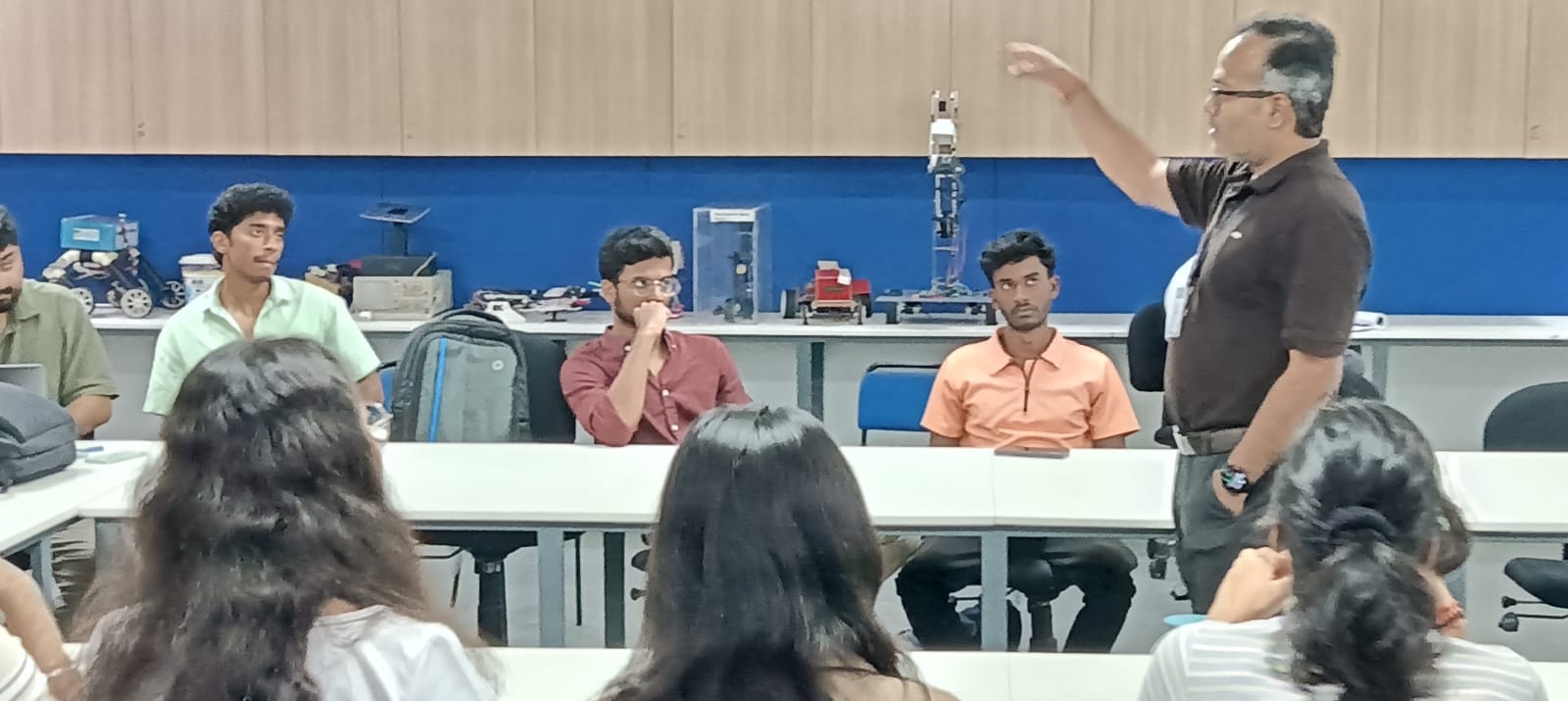 "USRF visited AIDC and attended a lecture by Dr Vinayak Majhi."