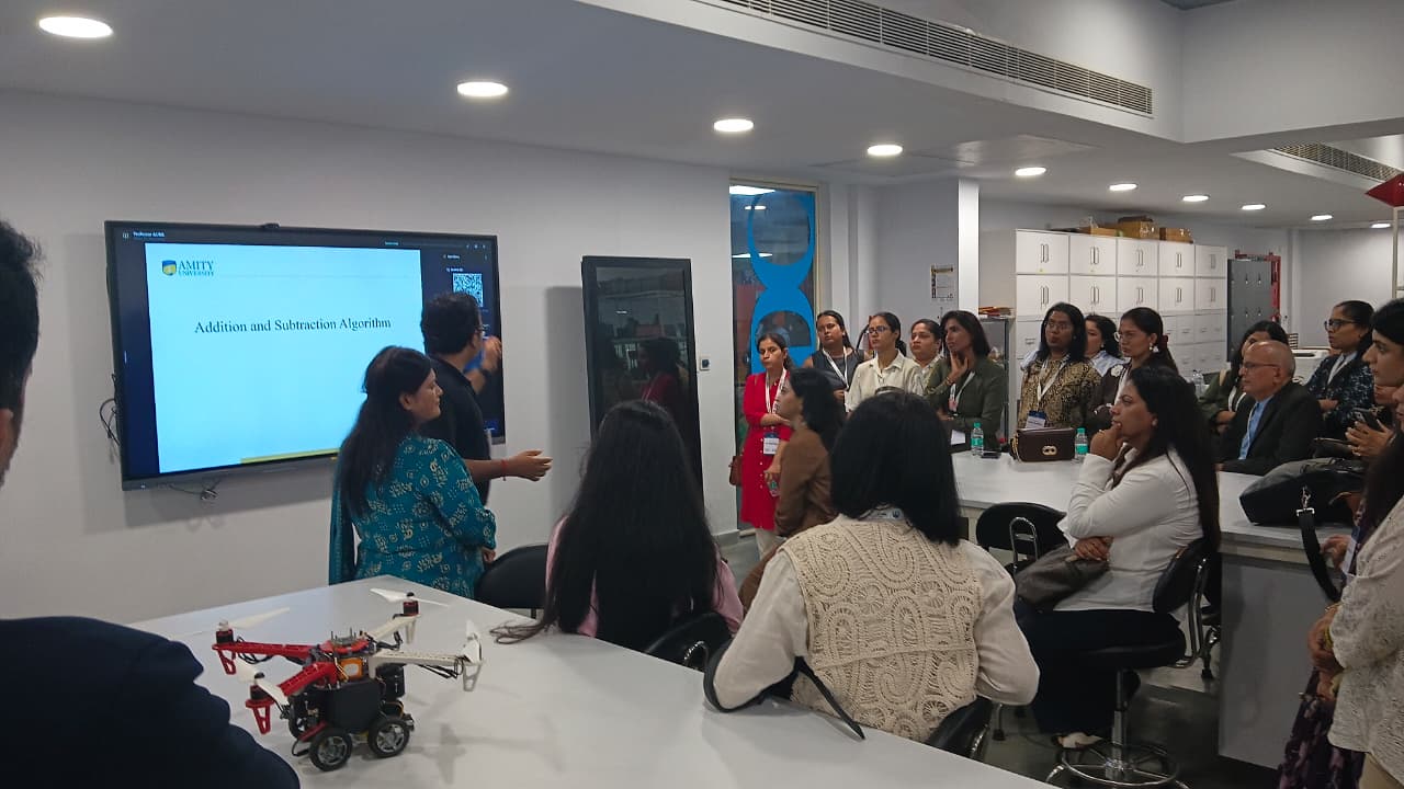 ILMUNC INDIA 2.0 Campus tour for faculties Visited AIDC Lab