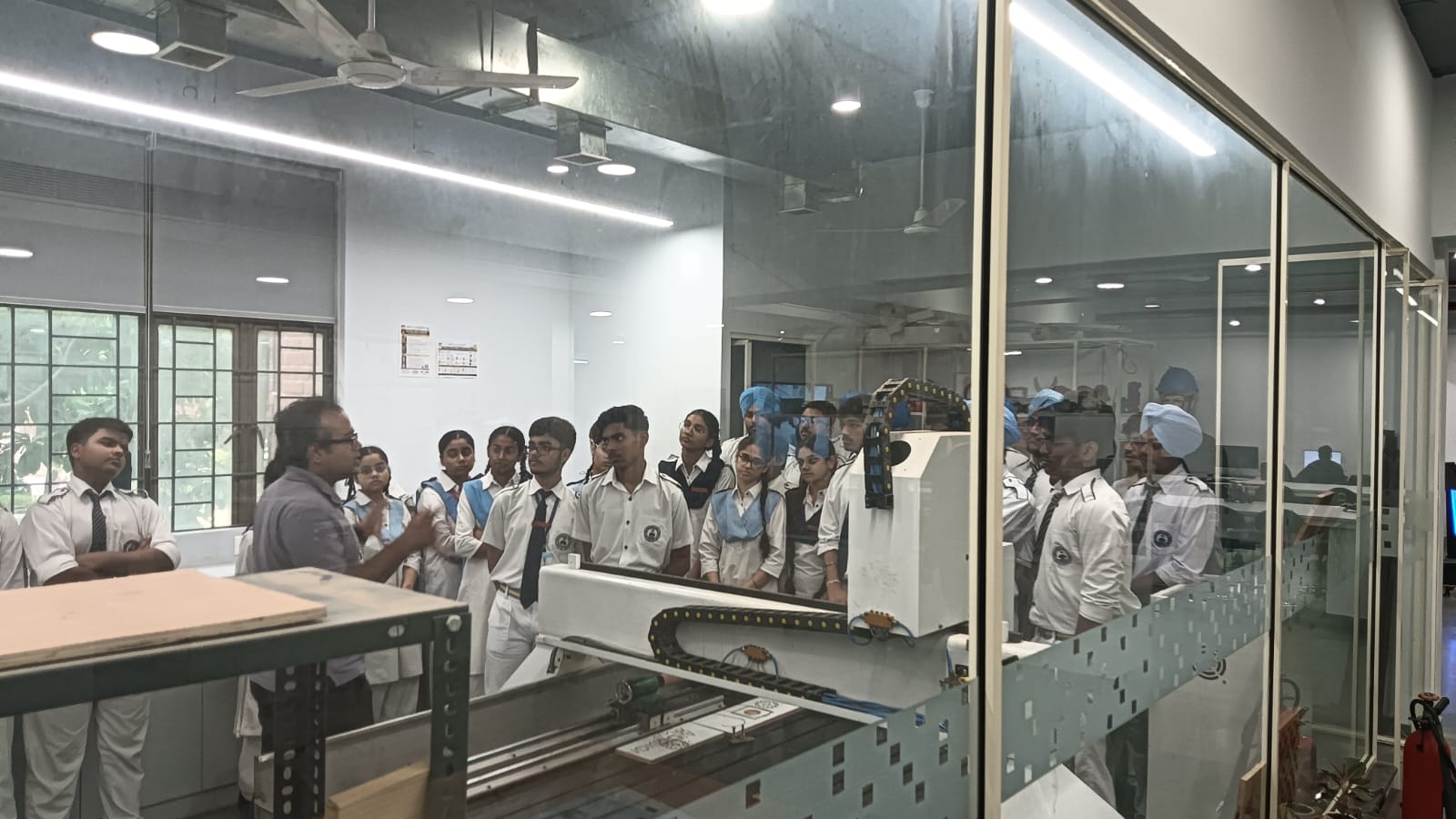 Guru Harkrishan Public School From Delhi Visited AIDC Lab