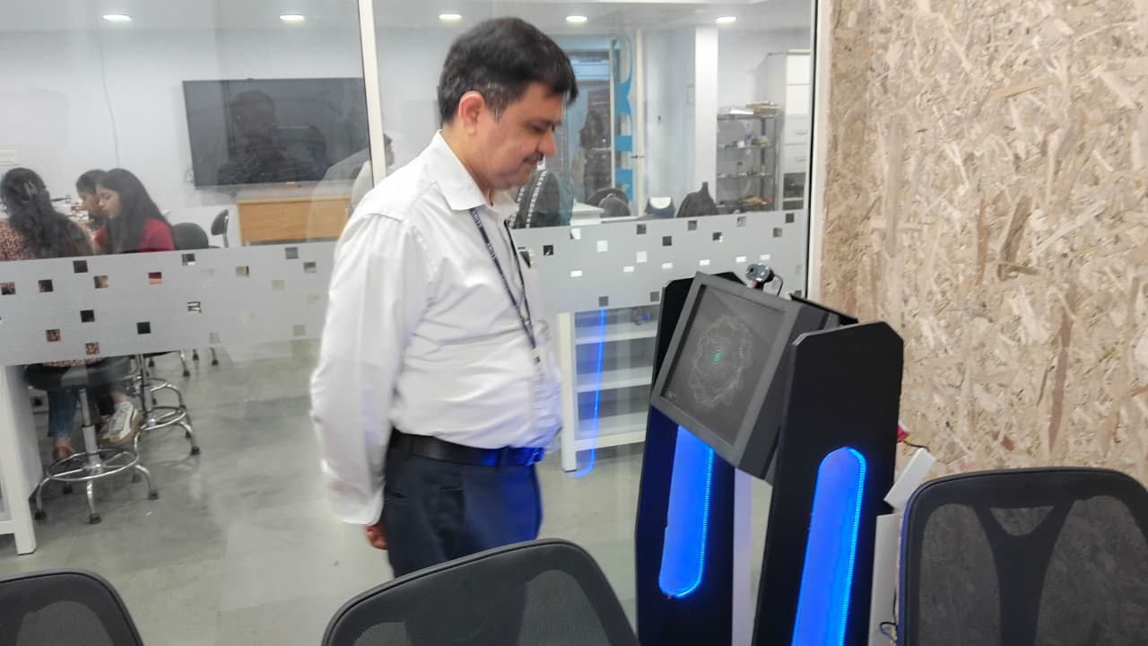 Dr. Sanjeev Thakur and Dr. Subhash from the CSE Department visited the AIDC Lab
