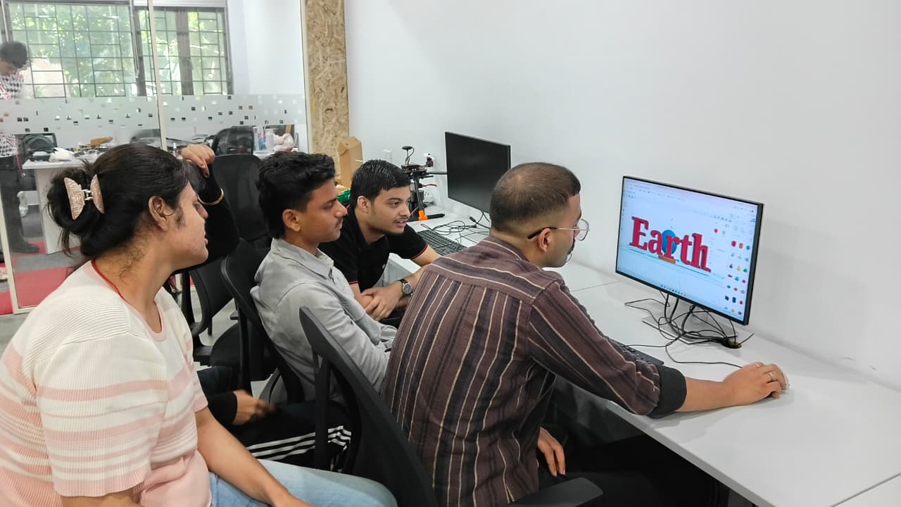 Dr. Sanjeev Thakur and Dr. Subhash from the CSE Department visited the AIDC Lab