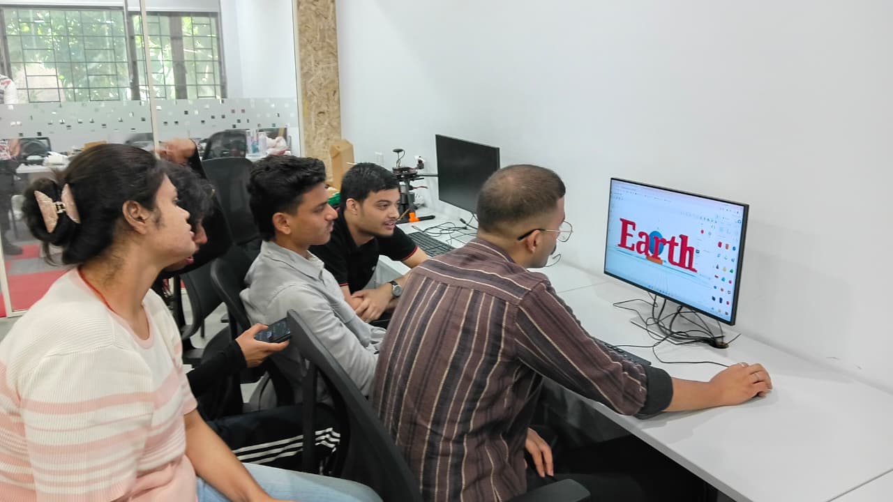 Dr. Sanjeev Thakur and Dr. Subhash from the CSE Department visited the AIDC Lab