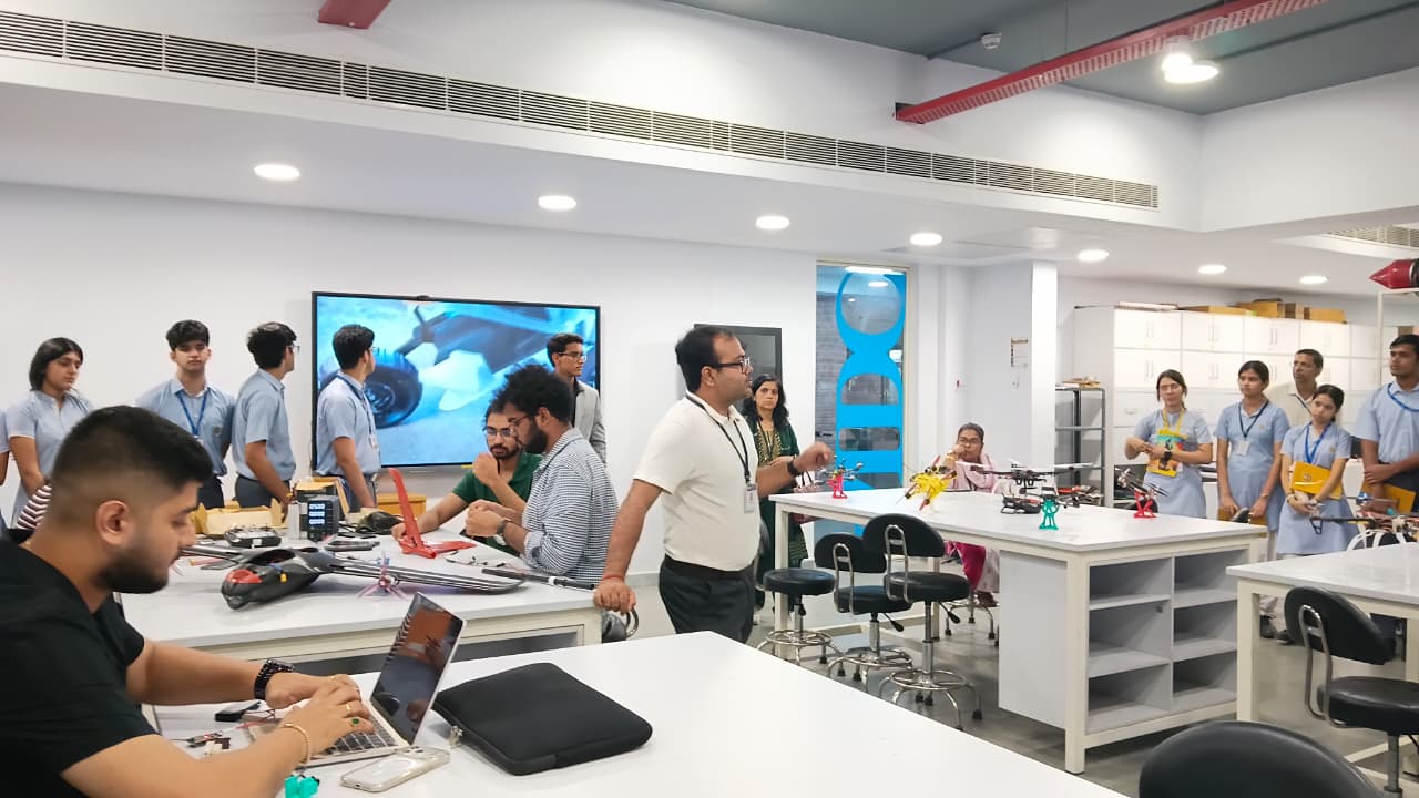Students from Amity International School (Noida), Amity Global School, and Amity International School (Saket) visited the AIDC Lab.