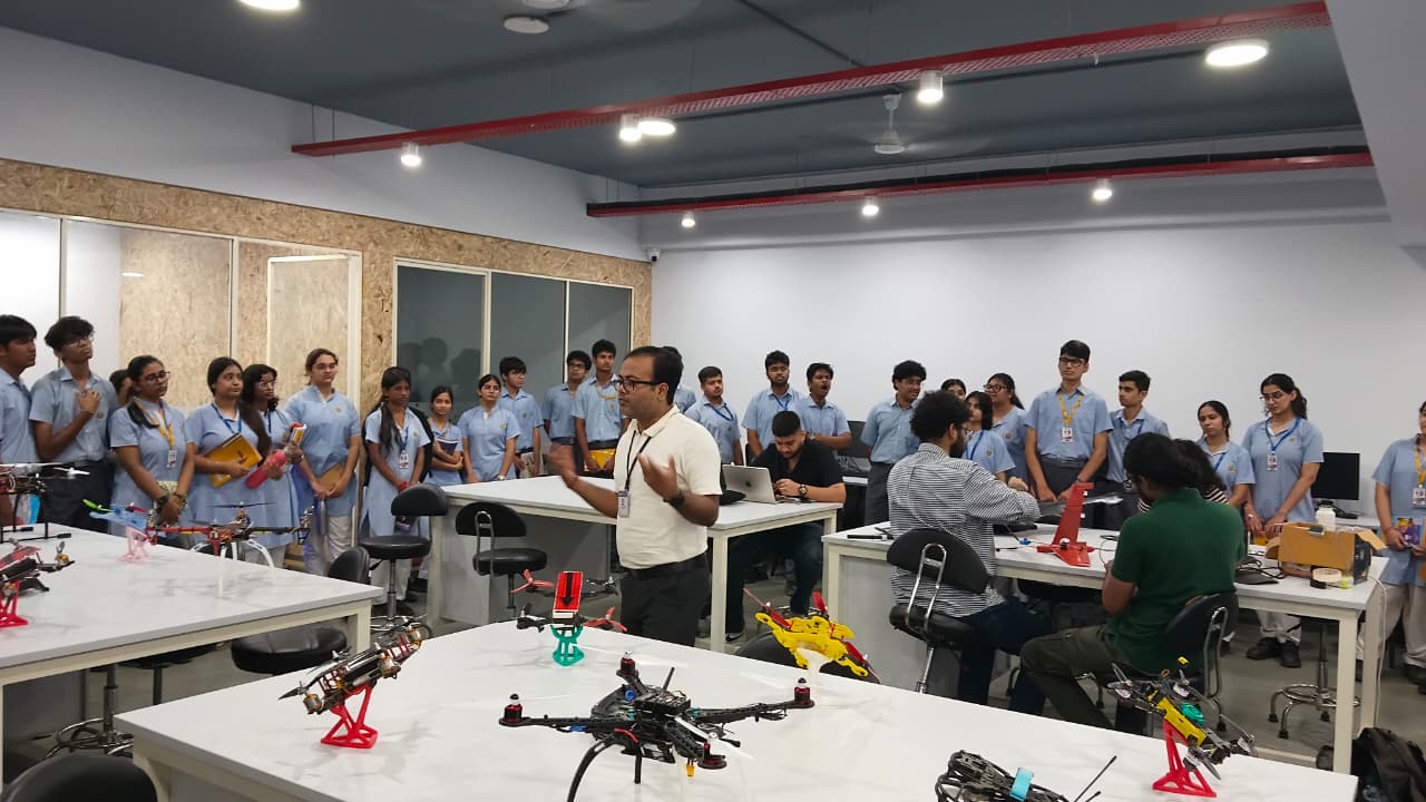 Students from Amity International School (Noida), Amity Global School, and Amity International School (Saket) visited the AIDC Lab.