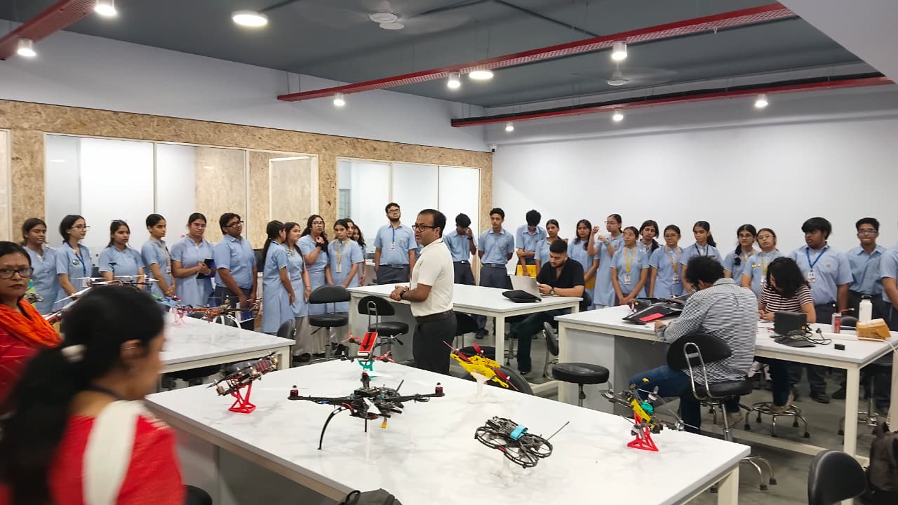 Students from Amity International School (Noida), Amity Global School, and Amity International School (Saket) visited the AIDC Lab.