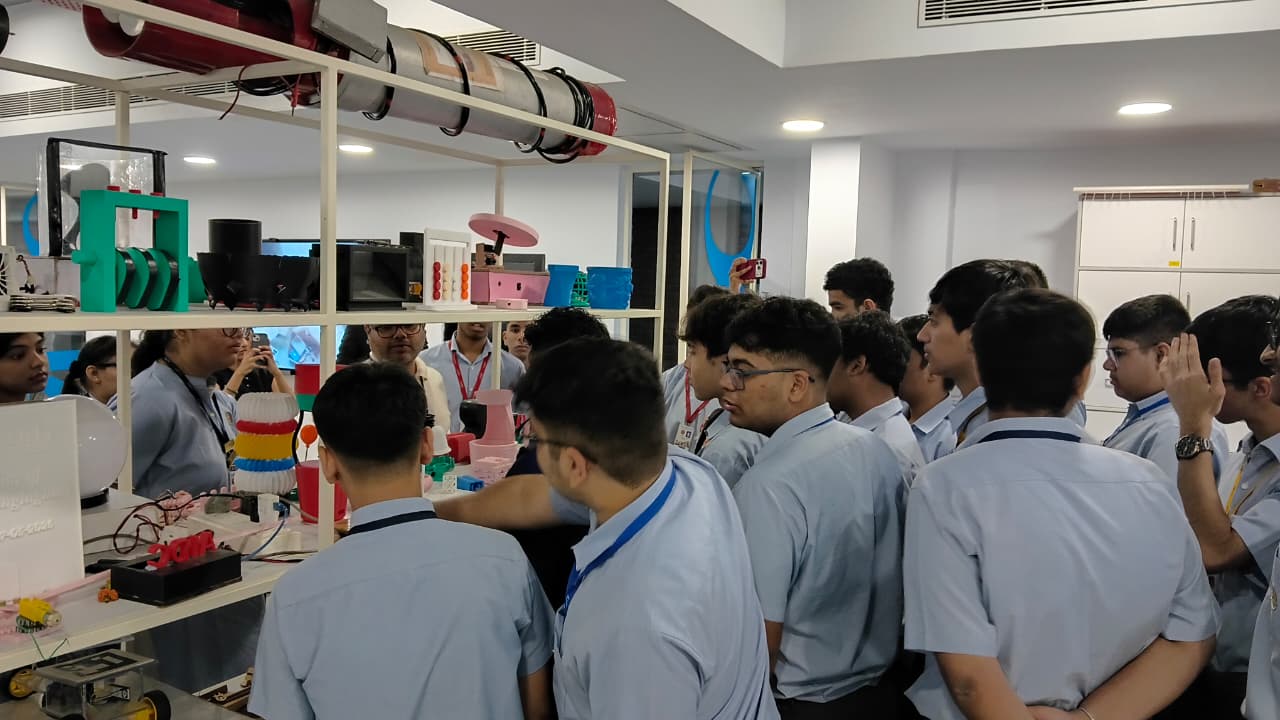 Students from Amity International School (Noida), Amity Global School, and Amity International School (Saket) visited the AIDC Lab.