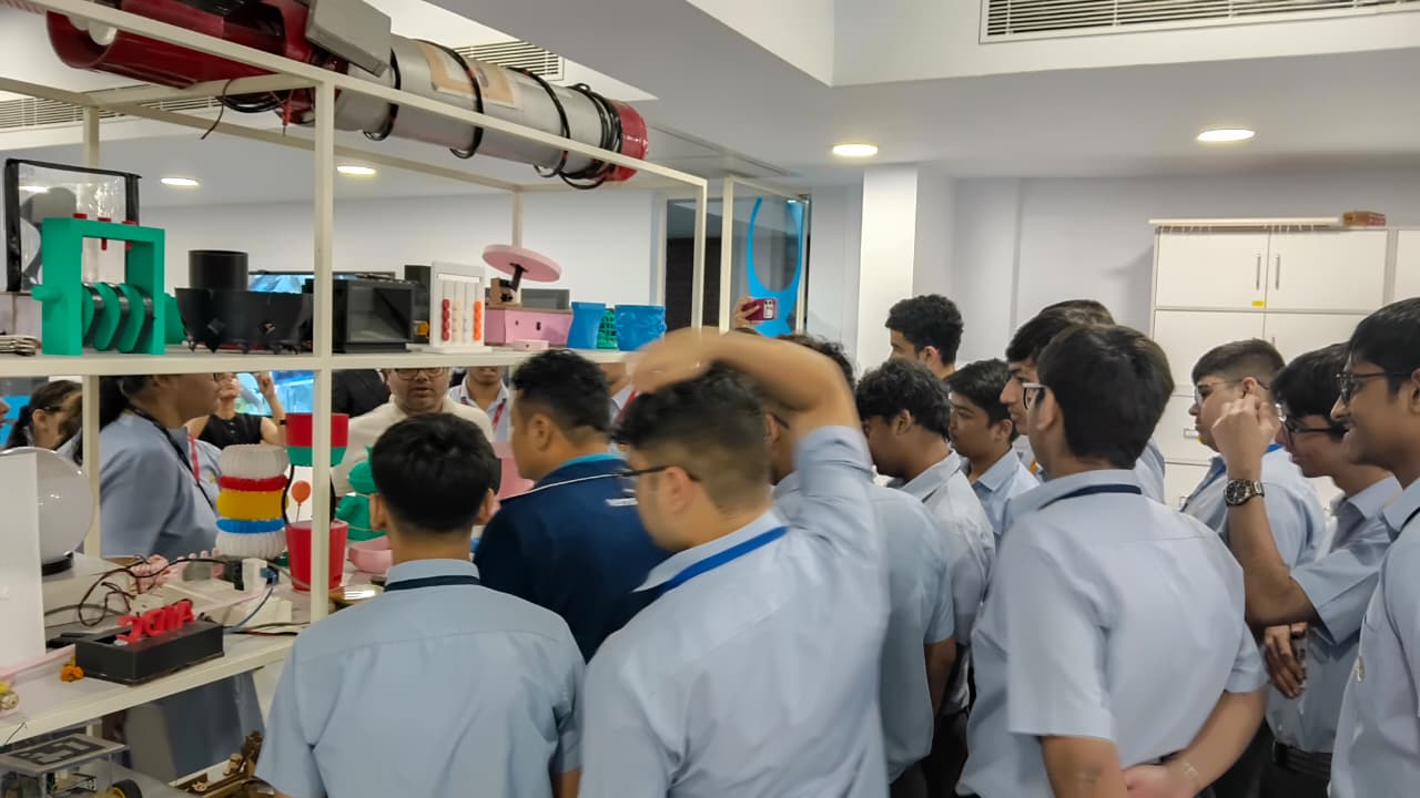 Students from Amity International School (Noida), Amity Global School, and Amity International School (Saket) visited the AIDC Lab.