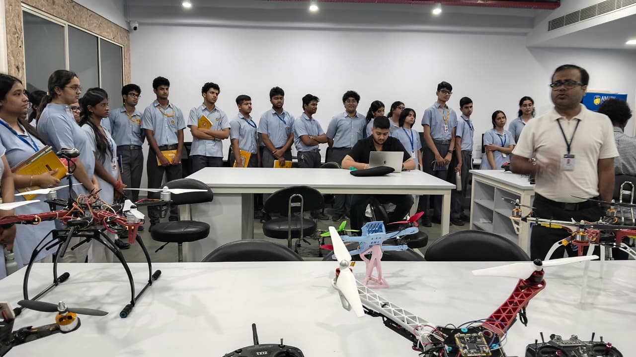 Students from Amity International School (Noida), Amity Global School, and Amity International School (Saket) visited the AIDC Lab.