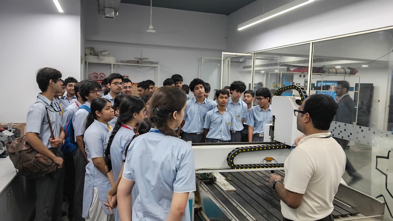 Students from Amity International School (Noida), Amity Global School, and Amity International School (Saket) visited the AIDC Lab.
