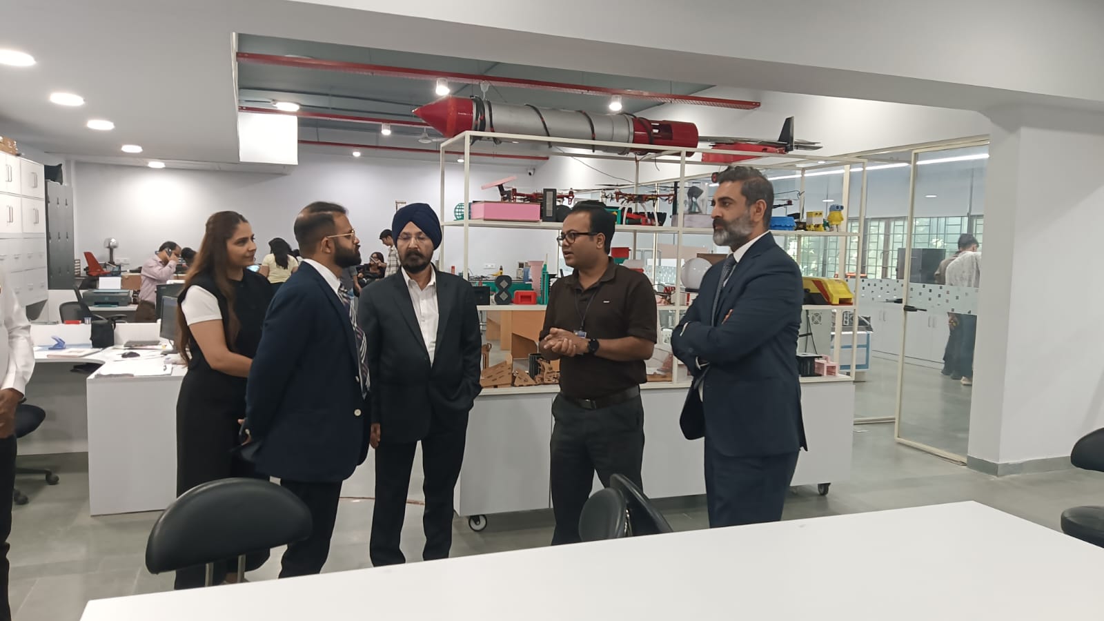 Guests of Dr. J. S. Sodhi from Singapore visited the AIDC Lab