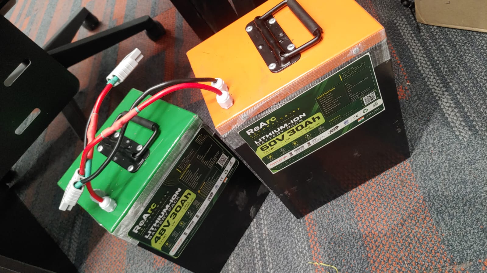 To make an electric scooter battery pack using a spot welding machine