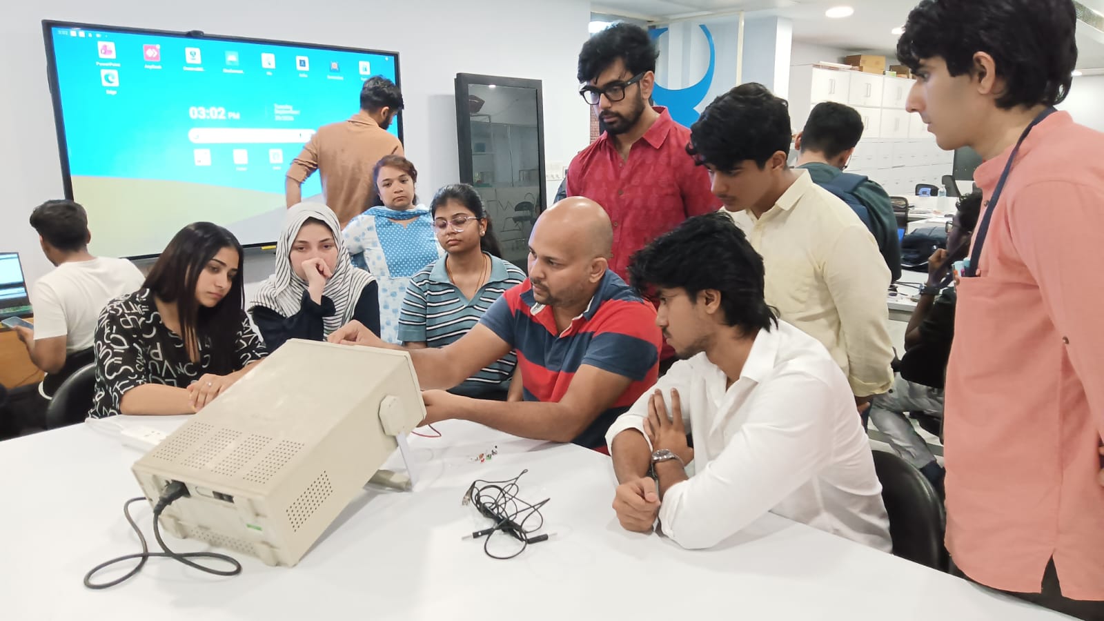 Electronics and Signal Measurement Workshop for Amity Institute of Neuropsychology & Neurosciences Students