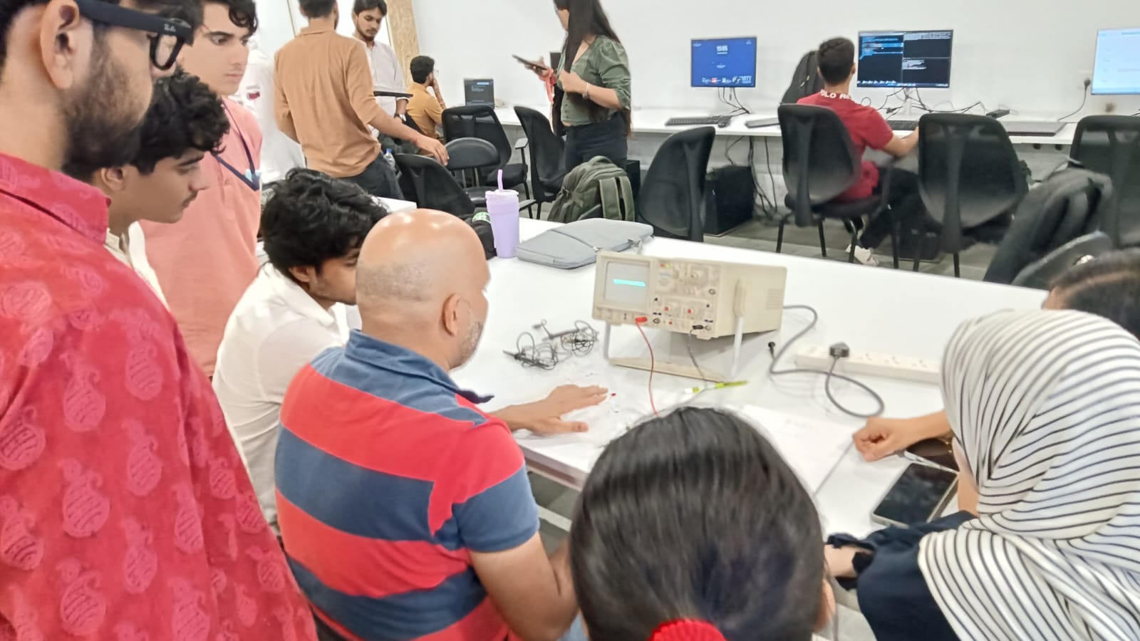 Electronics and Signal Measurement Workshop for Amity Institute of Neuropsychology & Neurosciences Students