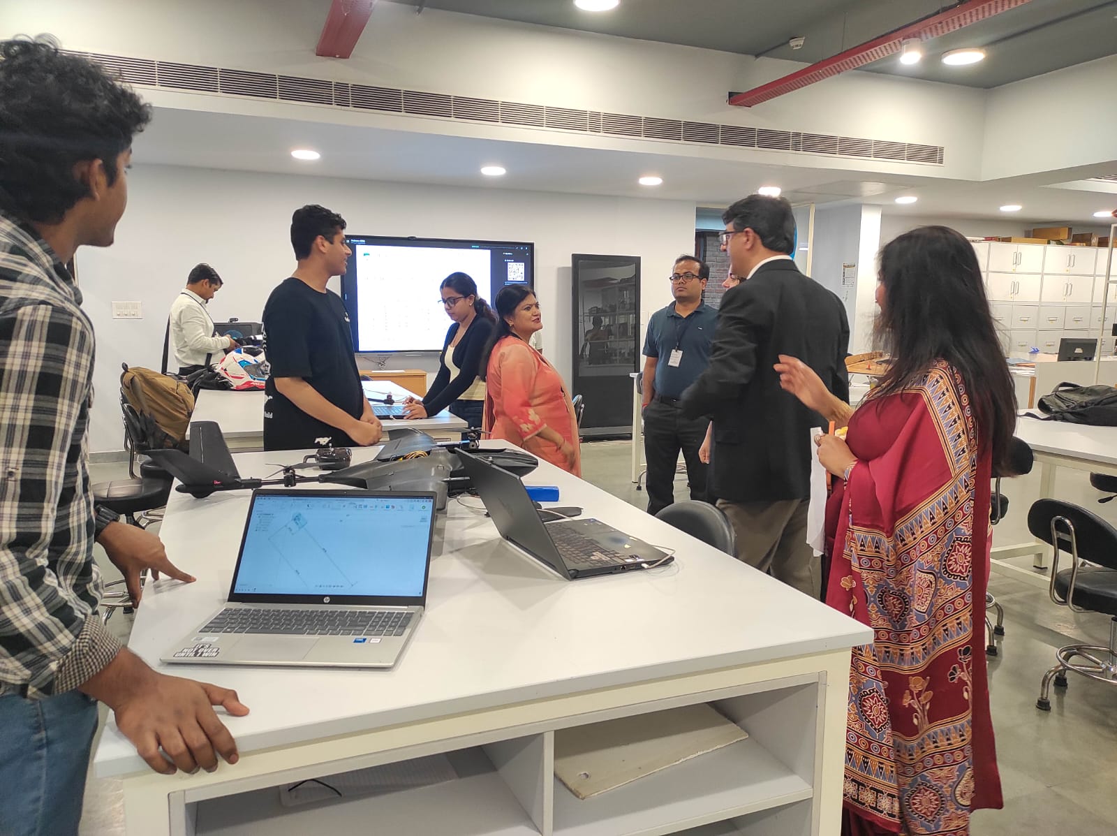 Professionals from Maruti Suzuki Pvt. Ltd., the SAE Northern Section, and the Indo-Brazil Chamber of Commerce visited the AIDC Lab