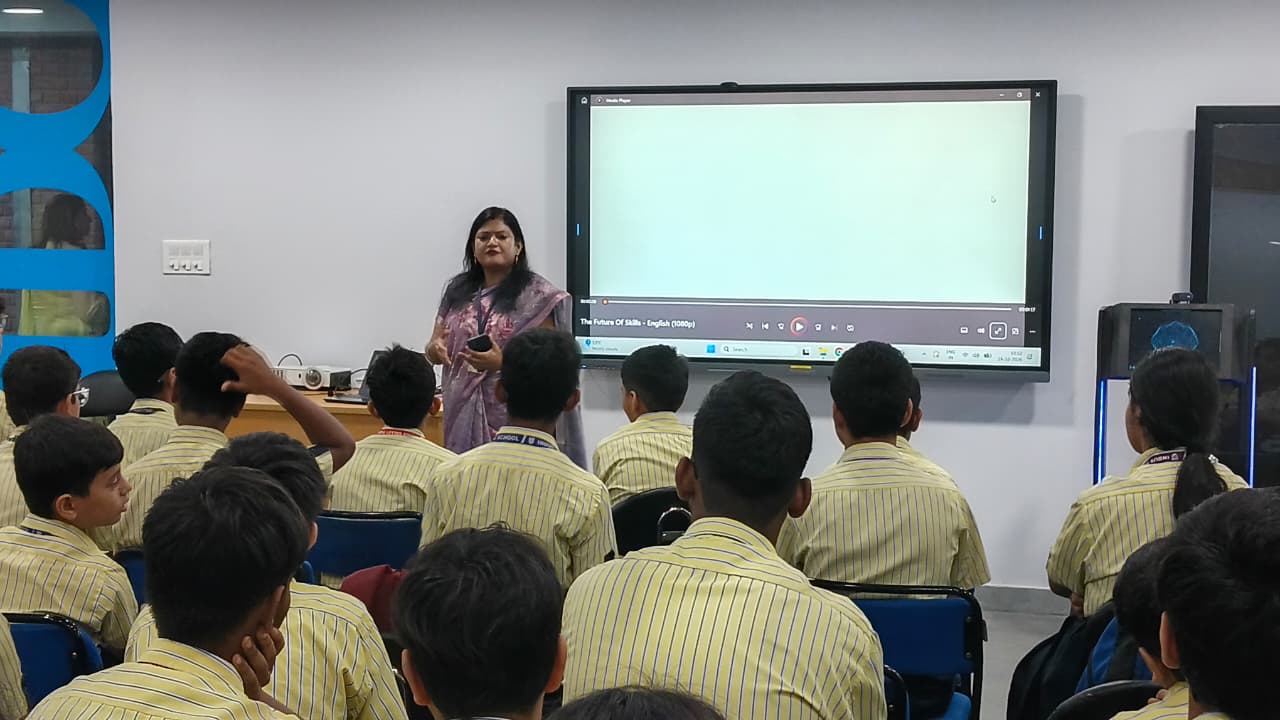 Campus Visit Students & Faculty INDUS VALLEY PUBLIC SCHOOL, NOIDA
