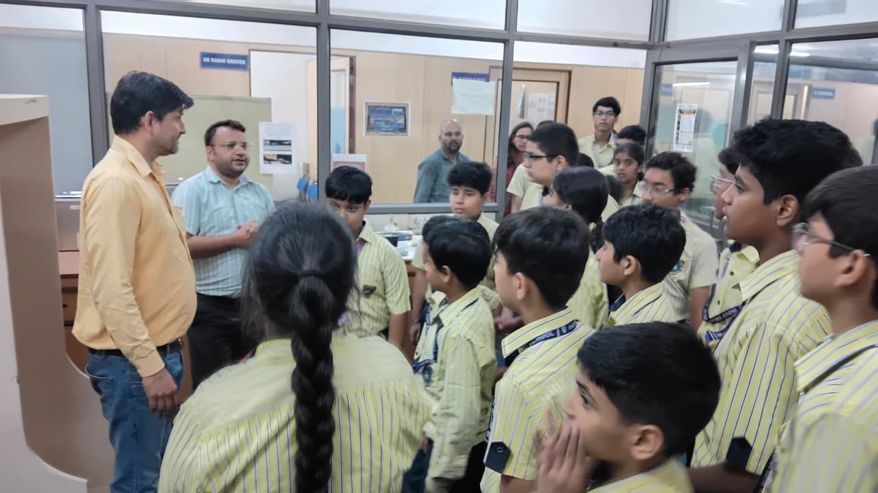 Campus Visit Students & Faculty INDUS VALLEY PUBLIC SCHOOL, NOIDA